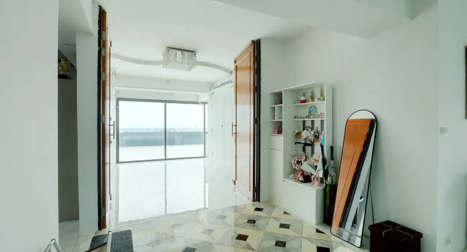 À vendre 2 chambres condo à Chatuchak, Bangkok