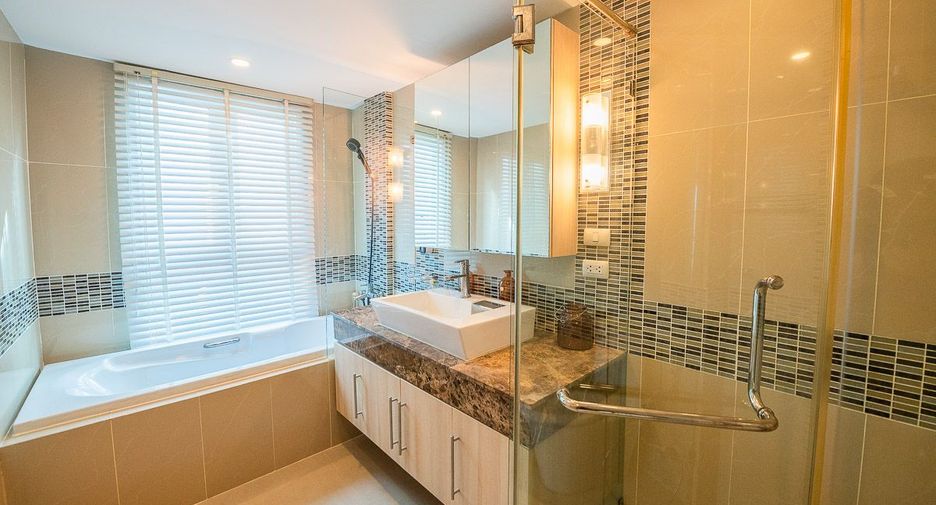 For rent 2 ベッドルーム condo in Bang Lamung, Chonburi