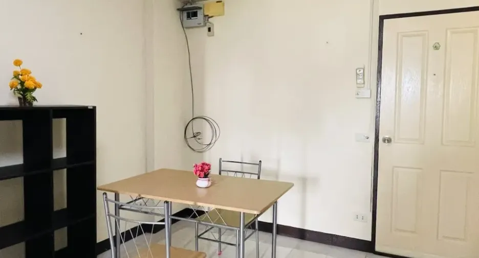 For sale studio condo in Wang Thonglang, Bangkok