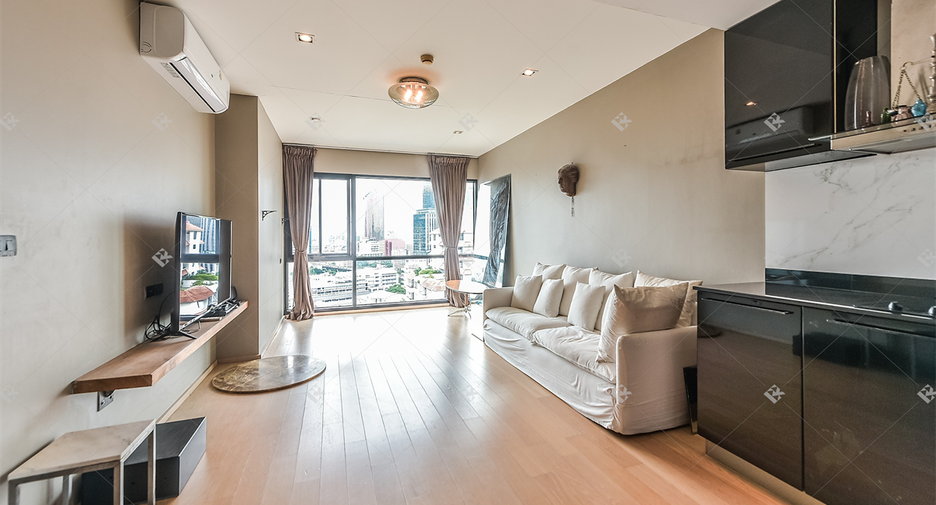 For sale 1 bed condo in Phaya Thai, Bangkok
