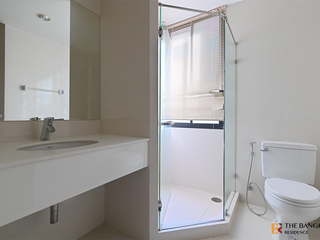 Wohnung zur Miete mit 2 Zimmer in Huai Khwang, Bangkok