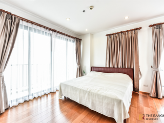 For rent 2 bedrooms condo in Phaya Thai, Bangkok