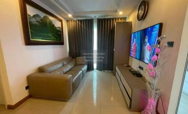 Condo en alquiler de 2 habitaciones en Huai Khwang, Bangkok