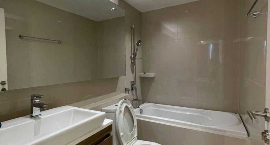 For rent 1 bed condo in Khlong Toei, Bangkok