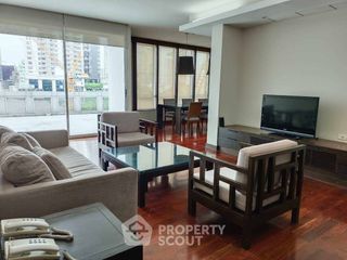 For rent 2 bedrooms apartment in Watthana, Bangkok