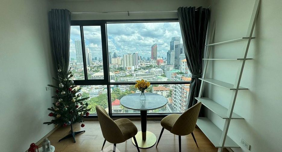 For rent 1 bed condo in Phaya Thai, Bangkok