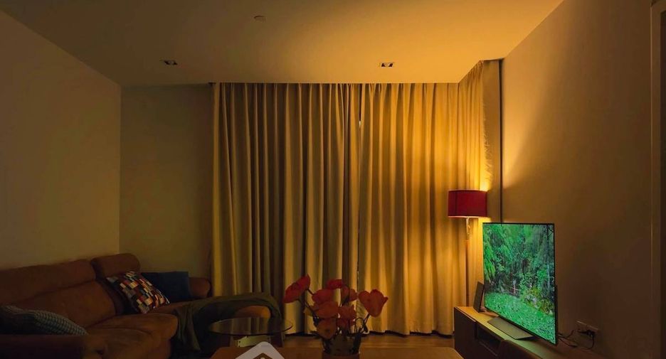 À louer 2 chambres condo à Phra Khanong, Bangkok