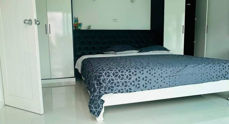For rent 5 bedrooms house in Jomtien, Pattaya