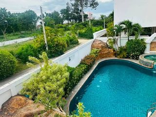 For rent 5 bedrooms house in Bang Lamung, Chonburi