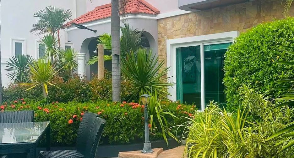 For rent 5 bedrooms house in Jomtien, Pattaya