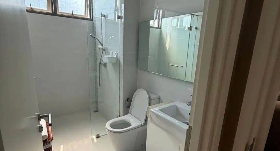 For rent 2 ベッドルーム condo in Sathon, Bangkok