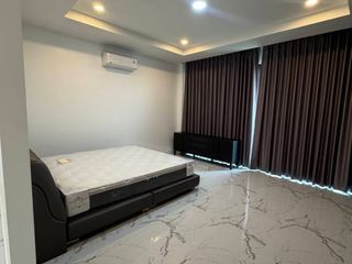 For rent 4 bedrooms villa in Bang Lamung, Chonburi