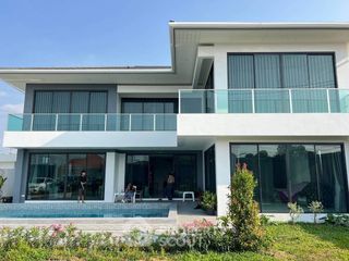 For rent 4 bedrooms villa in Bang Lamung, Chonburi
