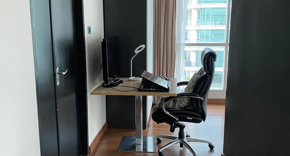 À louer 2 chambres condo à Pathum Wan, Bangkok