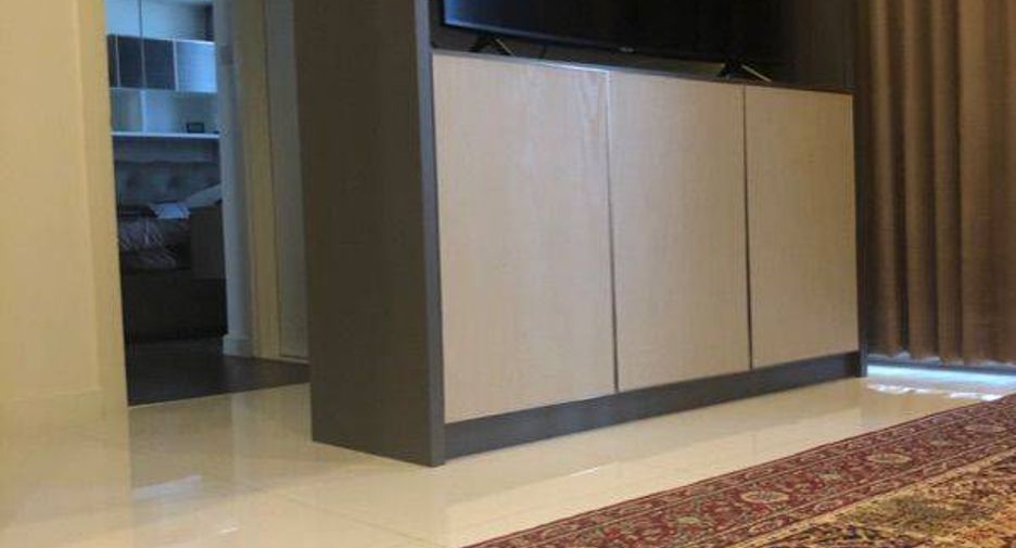 For rent 2 bedrooms condo in Sathon, Bangkok