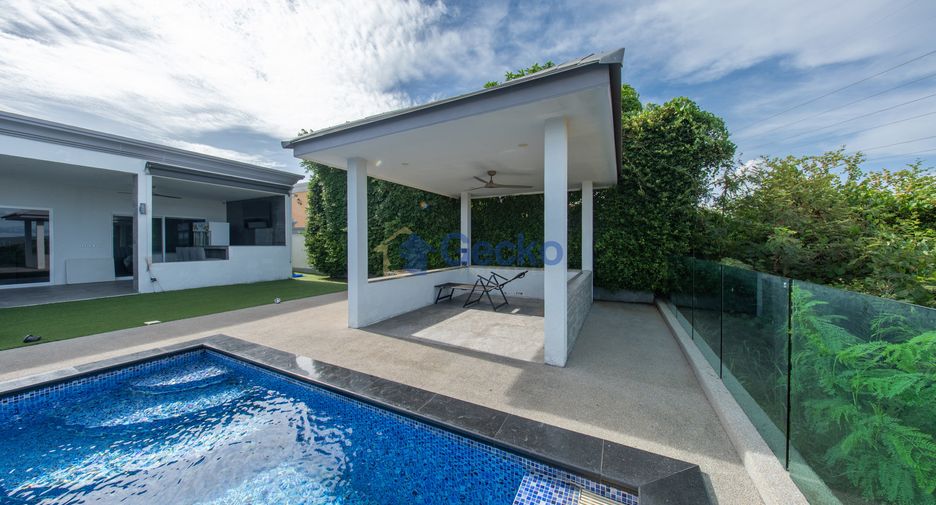 Casa en venta de 4 habitaciones en Bang Lamung, Chonburi