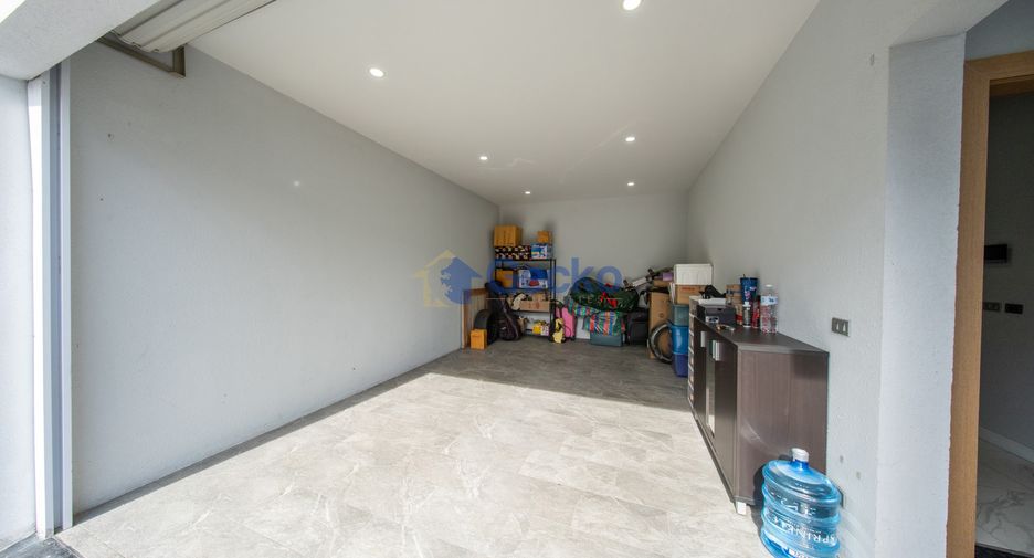 Casa en venta de 4 habitaciones en Bang Lamung, Chonburi