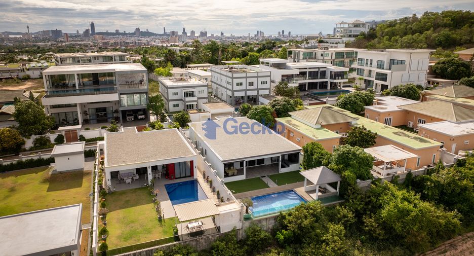 Casa en venta de 4 habitaciones en Bang Lamung, Chonburi