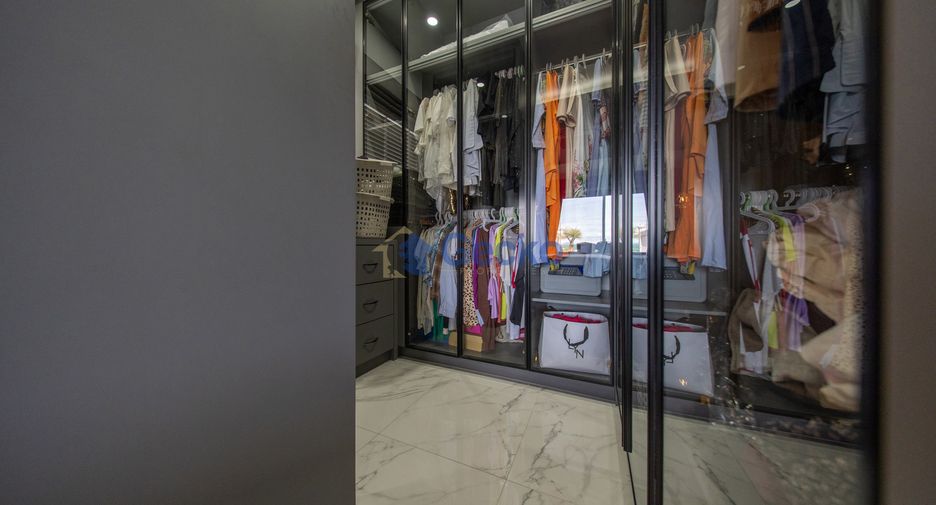 Casa en venta de 4 habitaciones en Bang Lamung, Chonburi