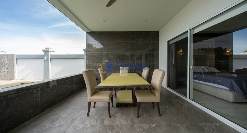 Casa en venta de 4 habitaciones en Bang Lamung, Chonburi