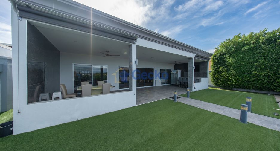 Casa en venta de 4 habitaciones en Bang Lamung, Chonburi