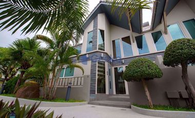 À louer 4 chambres maison à Bang Lamung, Chonburi