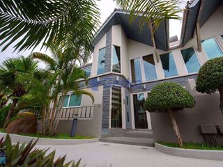 À louer 4 chambres maison à Bang Lamung, Chonburi