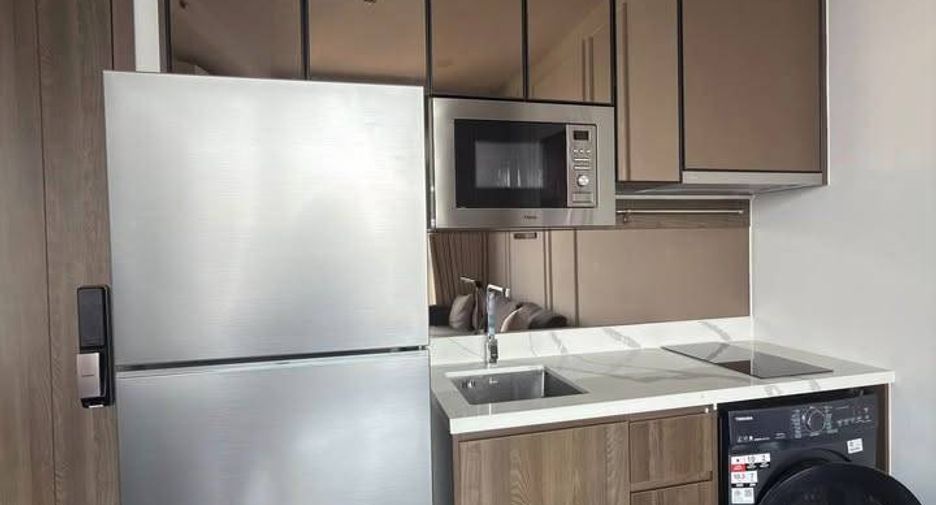 For rent 1 bed condo in Watthana, Bangkok