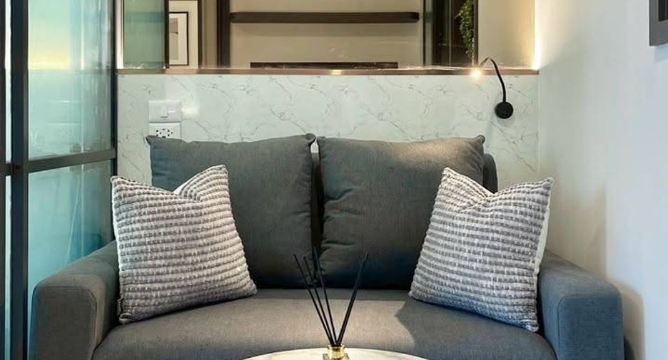 For rent 1 bed condo in Khlong Toei, Bangkok