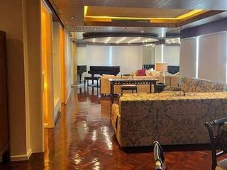 For rent 2 bedrooms condo in Bang Rak, Bangkok