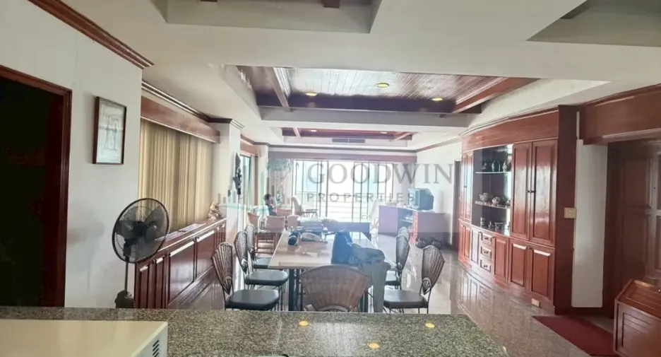 For rent and for sale 3 bedrooms condo in Na Jomtien, Pattaya