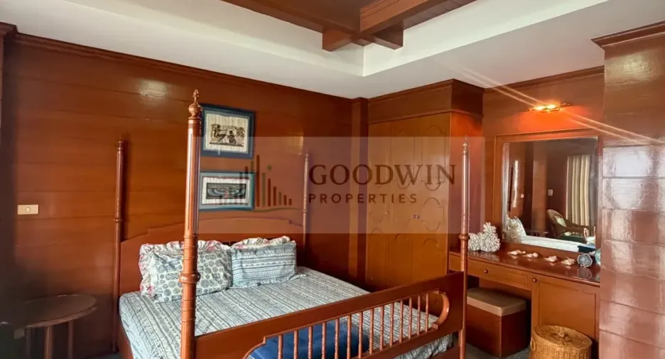 For rent and for sale 3 bedrooms condo in Na Jomtien, Pattaya