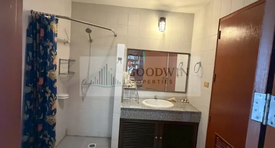 For rent and for sale 3 bedrooms condo in Na Jomtien, Pattaya