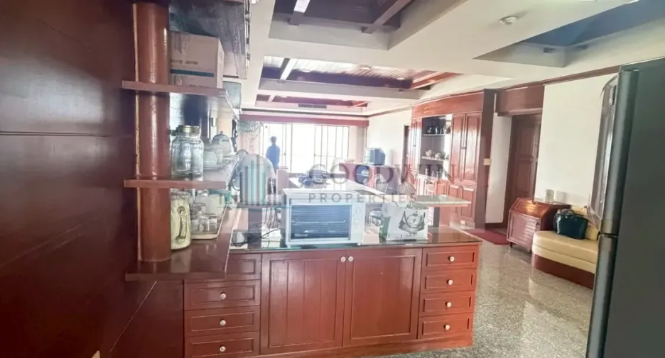 For rent and for sale 3 bedrooms condo in Na Jomtien, Pattaya