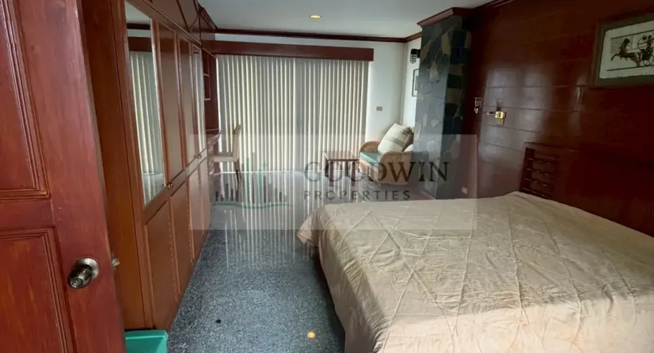 For rent and for sale 3 bedrooms condo in Na Jomtien, Pattaya