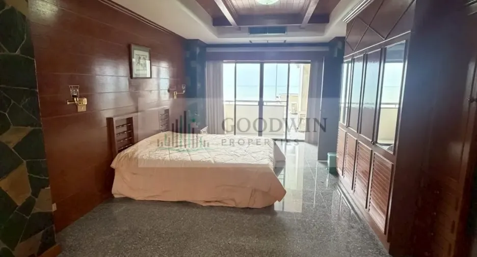 For rent and for sale 3 bedrooms condo in Na Jomtien, Pattaya