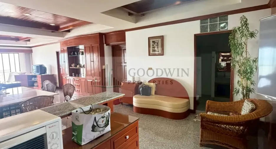 For rent and for sale 3 bedrooms condo in Na Jomtien, Pattaya