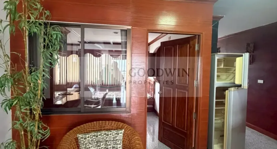 For rent and for sale 3 bedrooms condo in Na Jomtien, Pattaya