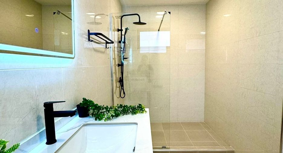 Haus zum Kauf mit 3 Zimmer in Bang Lamung, Chonburi