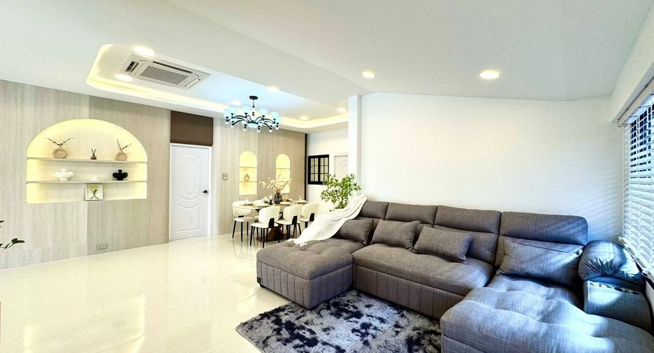 Haus zum Kauf mit 3 Zimmer in Bang Lamung, Chonburi