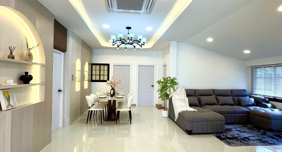 Haus zum Kauf mit 3 Zimmer in Bang Lamung, Chonburi