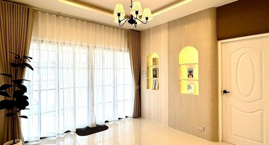 Haus zum Kauf mit 3 Zimmer in Bang Lamung, Chonburi