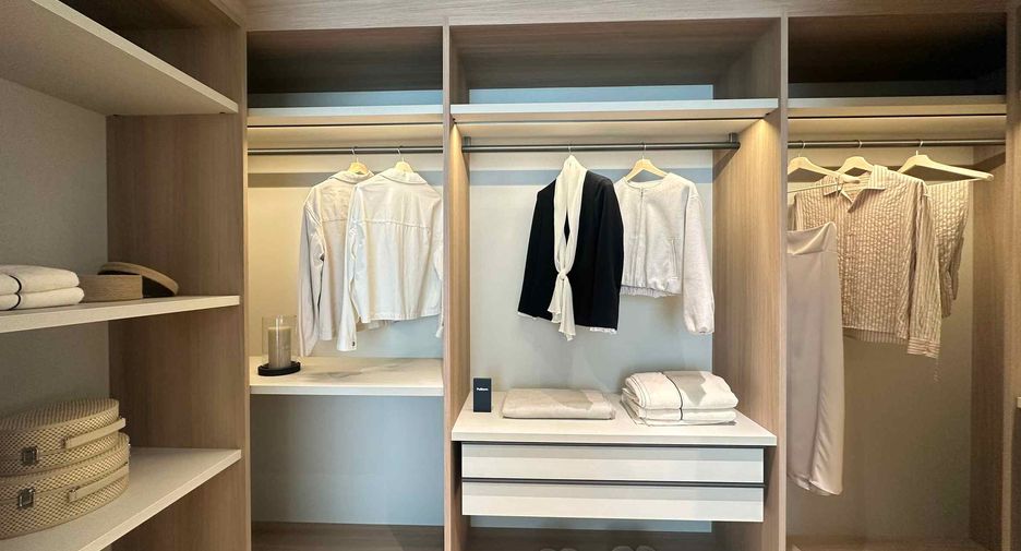 Wohnung zum Kauf mit 3 Zimmer in Khlong Toei, Bangkok