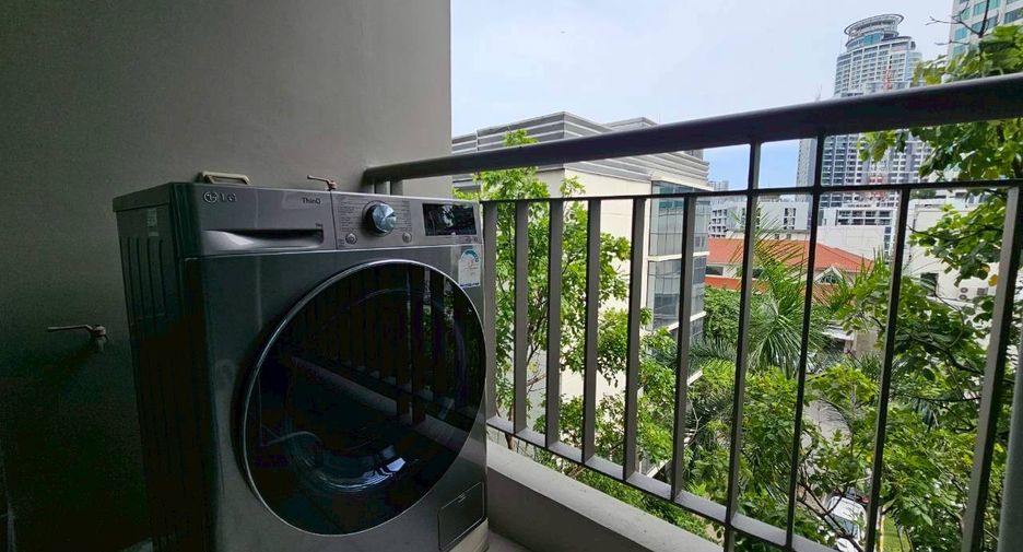 For rent 2 bedrooms condo in Khlong Toei, Bangkok