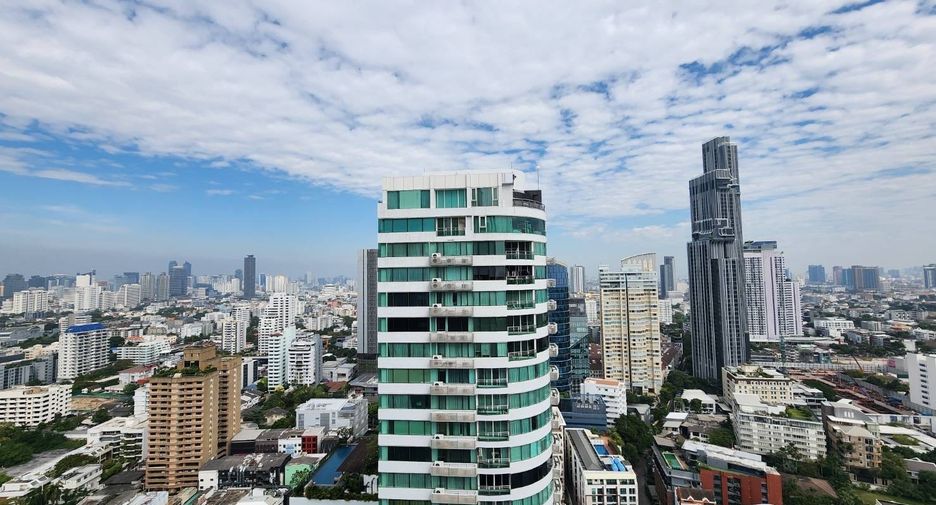 ให้เช่า 2 ห้องนอน คอนโด ใน วัฒนา, กรุงเทพฯ