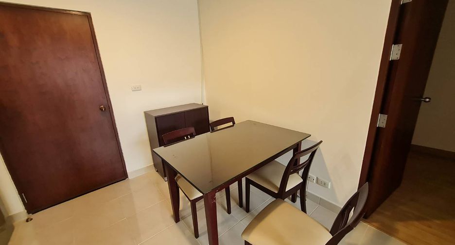 Wohnung zur Miete mit 2 Zimmer in Khlong Toei, Bangkok