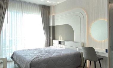 Wohnung zur Miete mit 1 Zimmer in Bang Rak, Bangkok