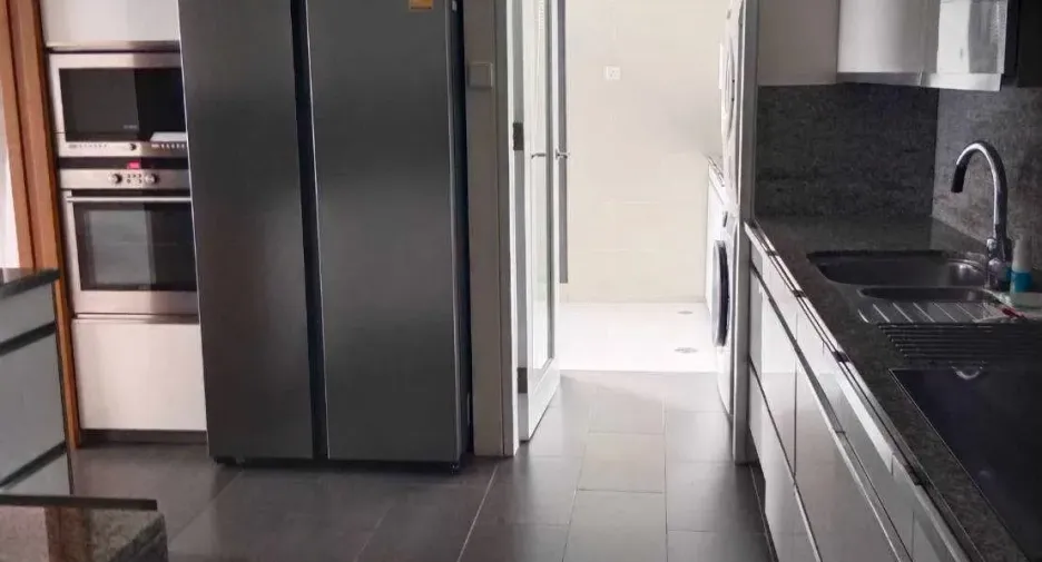 Wohnung zur Miete mit 3 Zimmer in Sathon, Bangkok