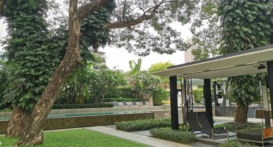 For rent 2 bedrooms condo in Watthana, Bangkok