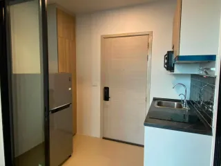 Wohnung zur Miete mit 1 Zimmer in Mueang Samut Prakan, Samut Prakan